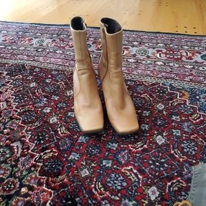 Womens mid calf boot